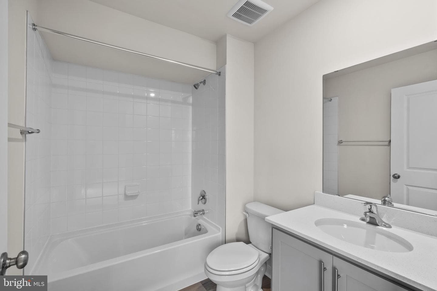190 Soft Rush Lane photo 4