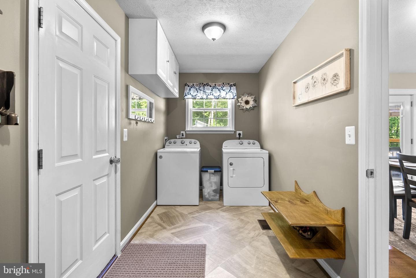6975 Orchard View Lane photo 9