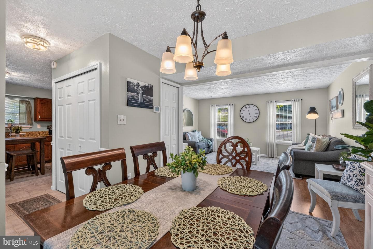 6521 Alopex Road photo 10