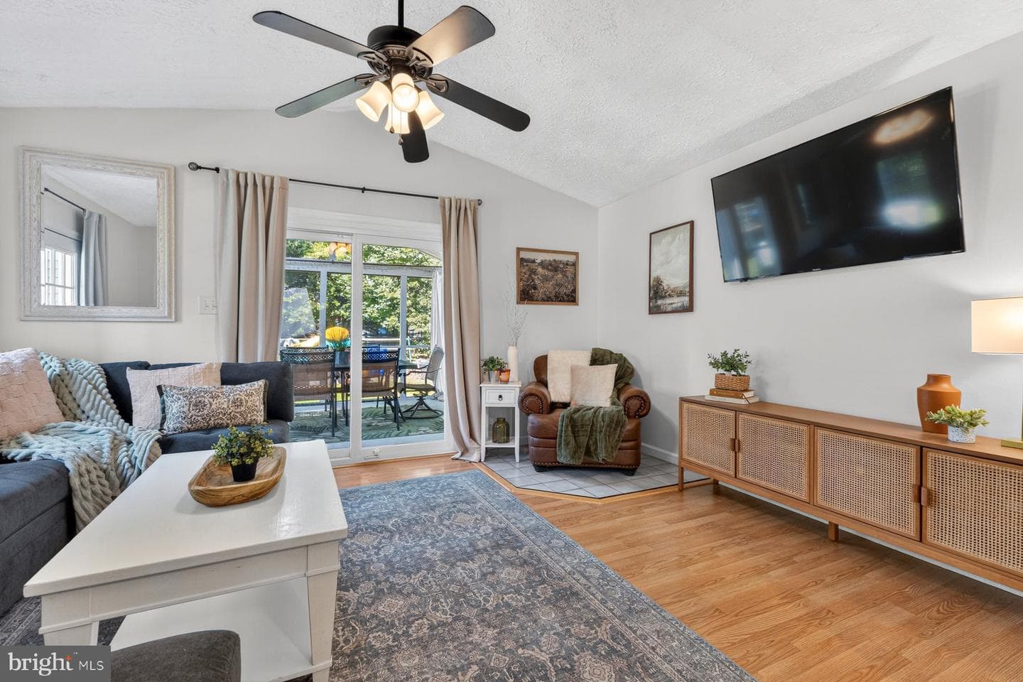 6521 Alopex Road photo 12