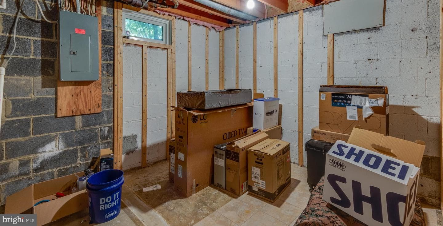 12081 Laplata Road photo 26