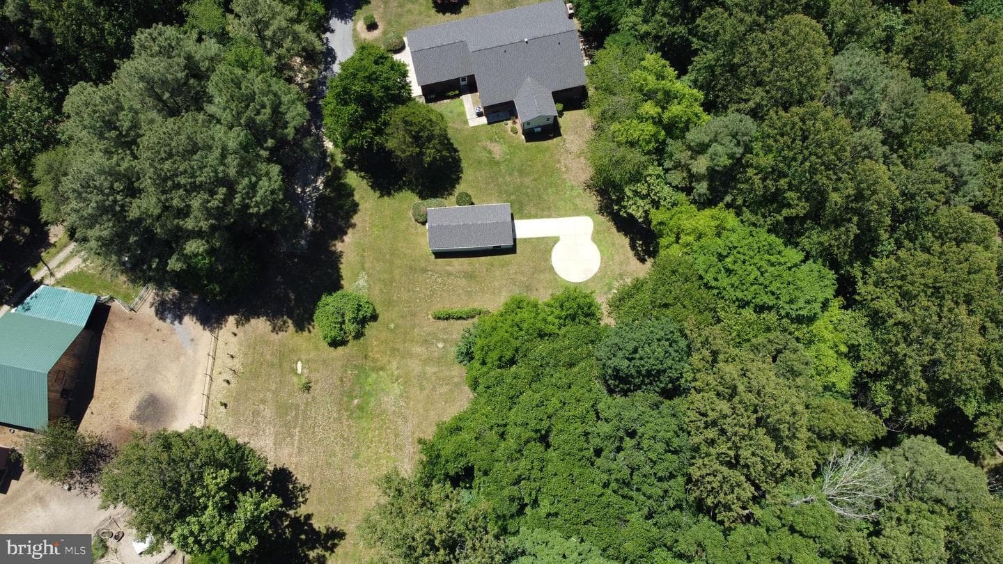 17082 Prince Frederick Road photo 46