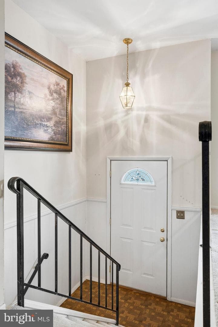 215 Compton Road photo 5