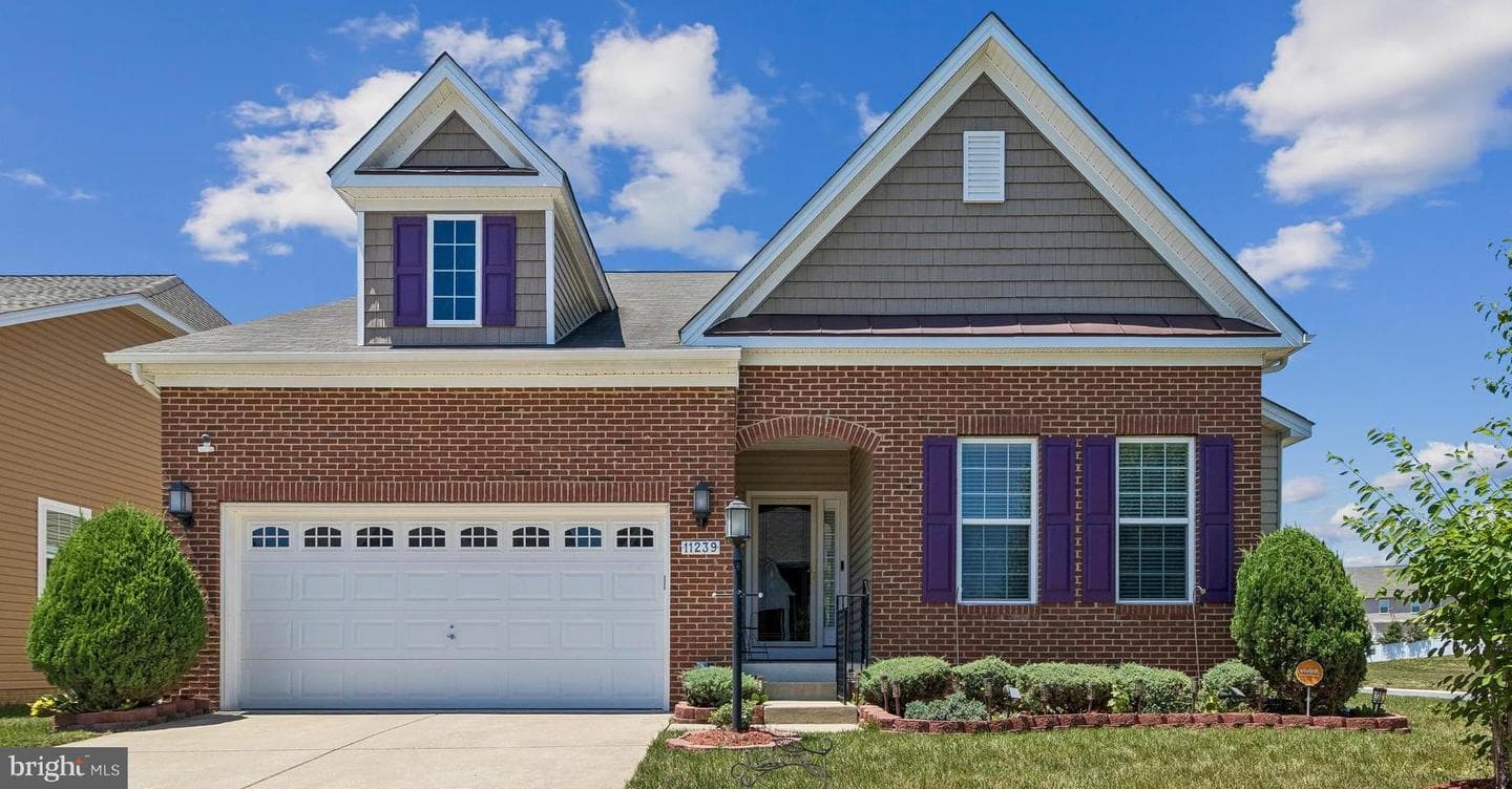 11239 Penzance Lane, White Plains