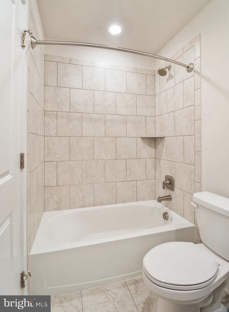 11687 Emily Dickinson Pl photo 28