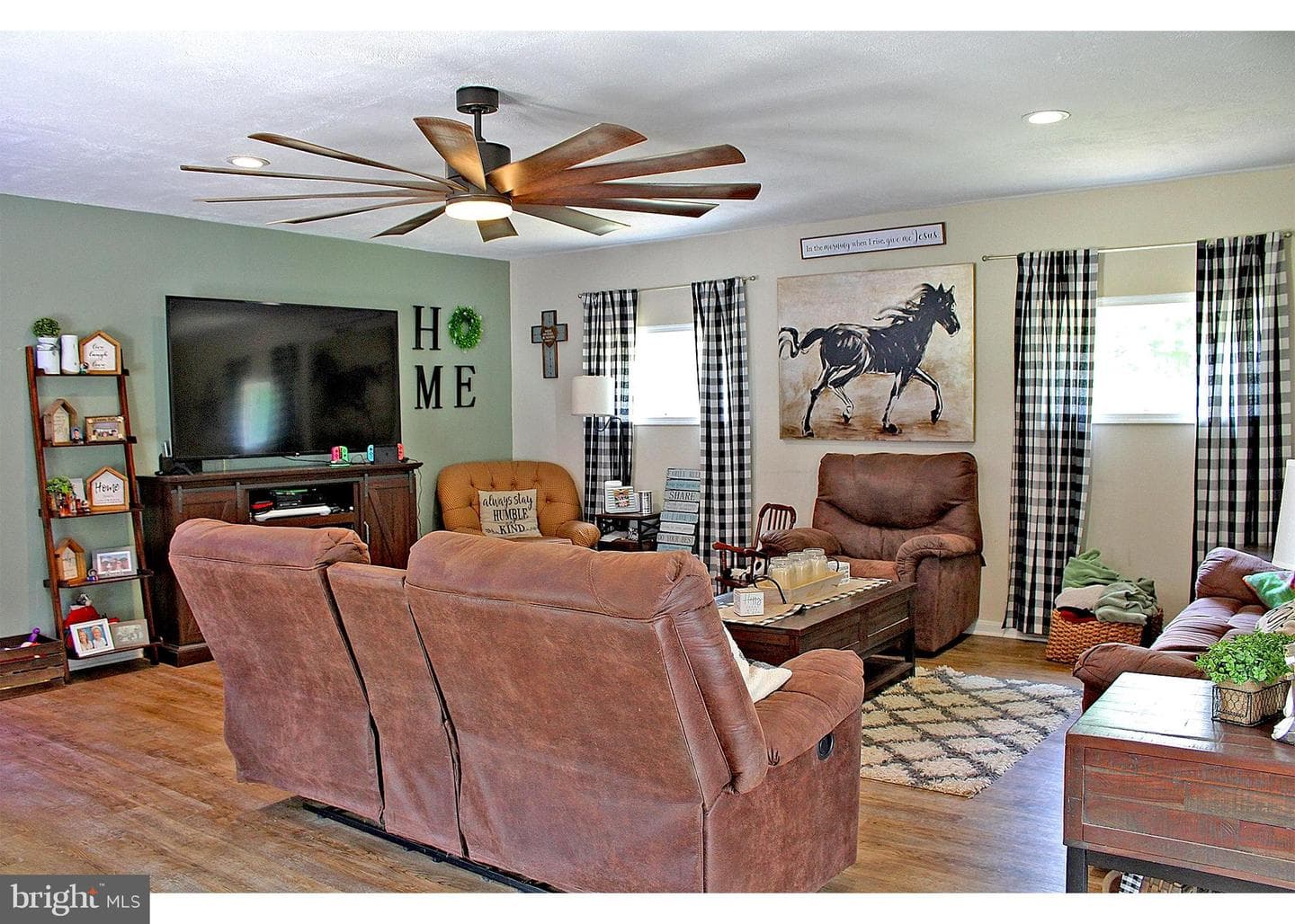 7370 Bullfeather Place photo 10