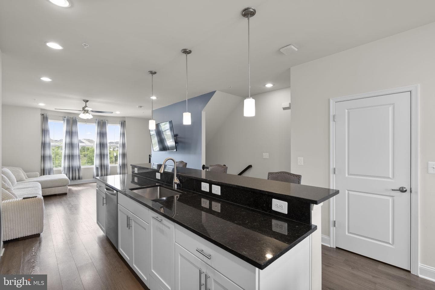 11279 St Luke Drive photo 11