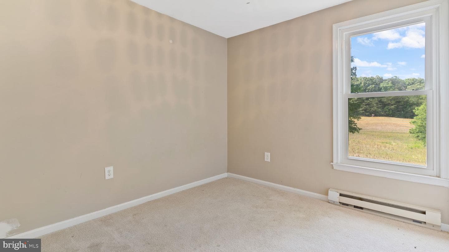 5950 Foster Lane photo 12