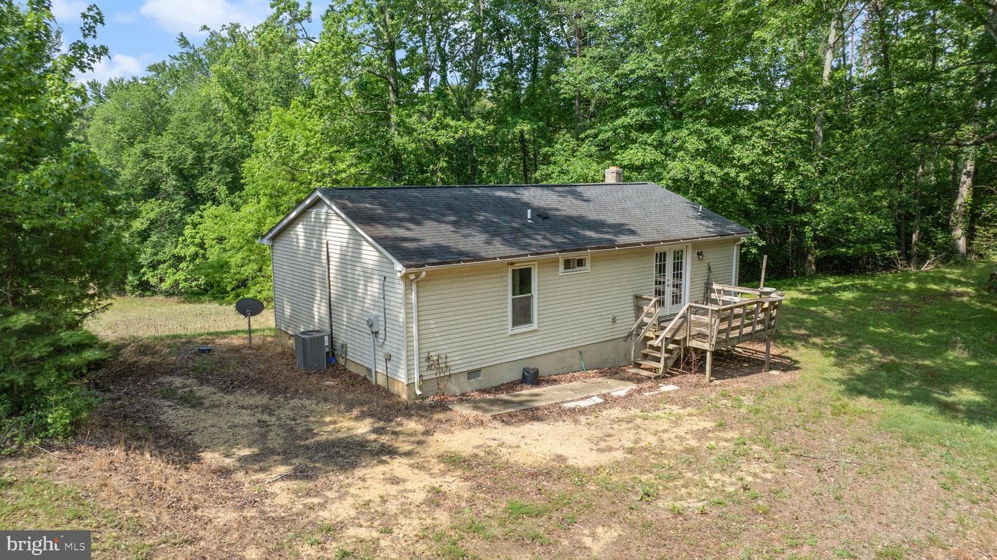 5950 Foster Lane photo 19