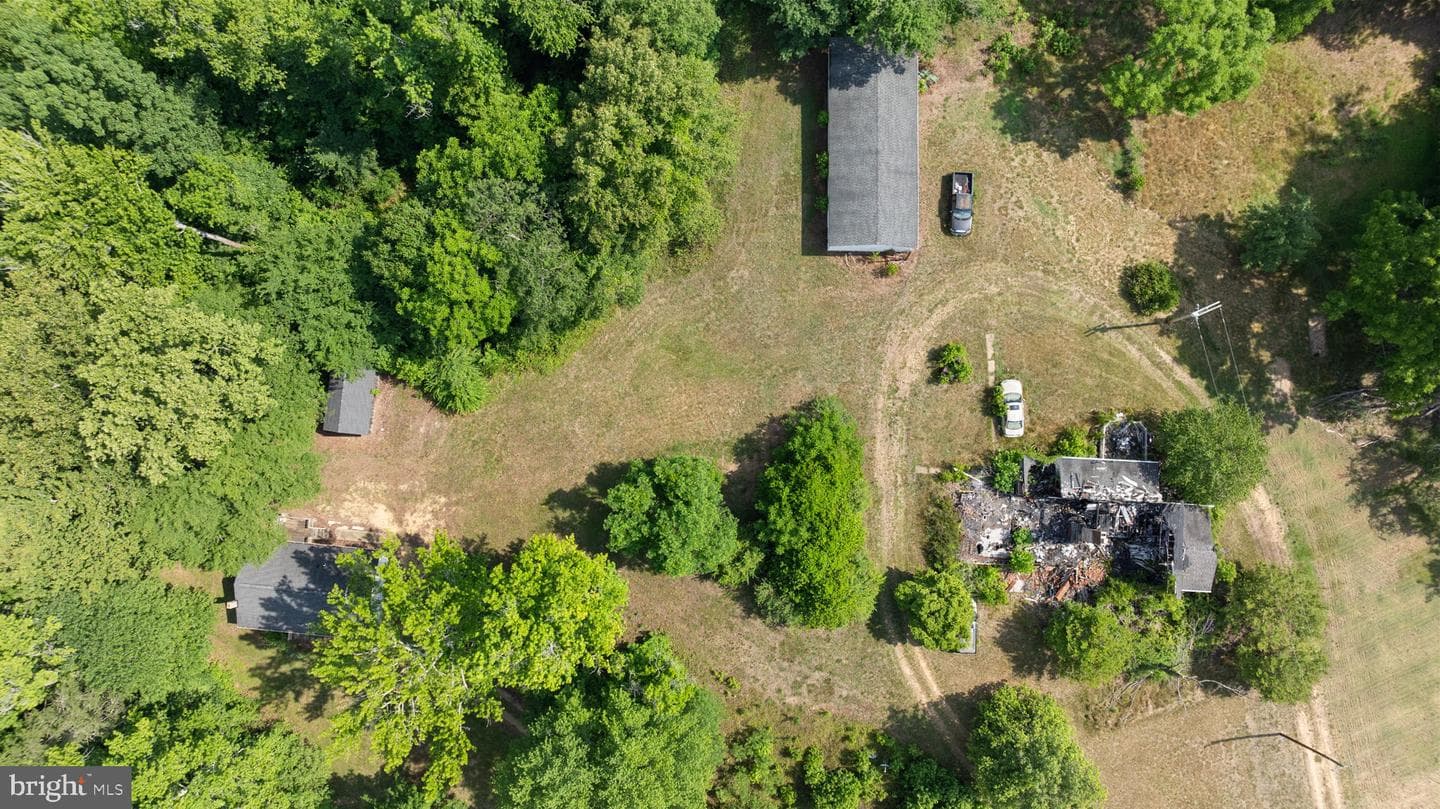 5950 Foster Lane photo 38