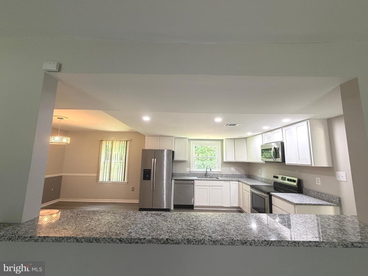 2063 Red Spruce Court photo 4