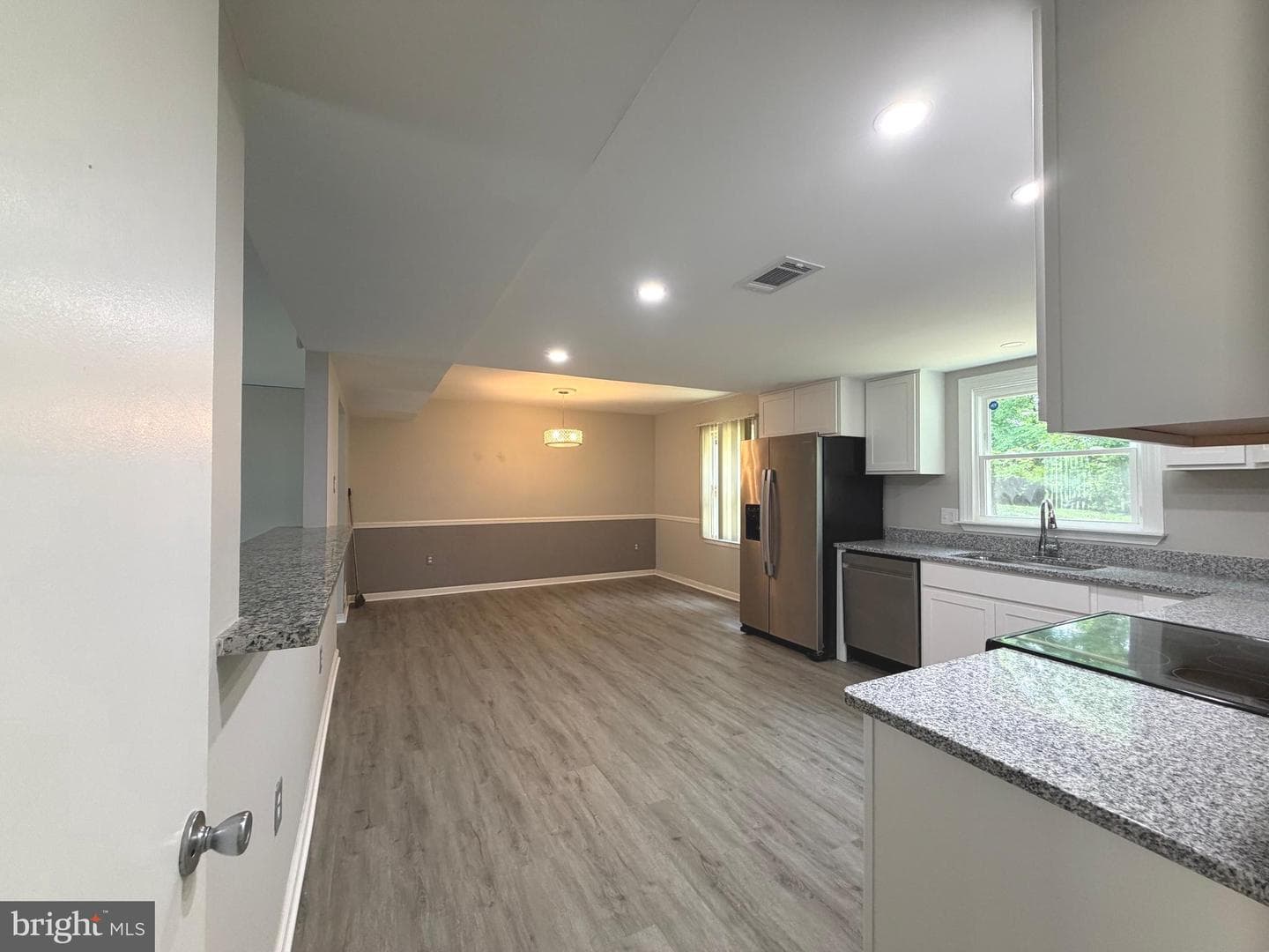 2063 Red Spruce Court photo 5