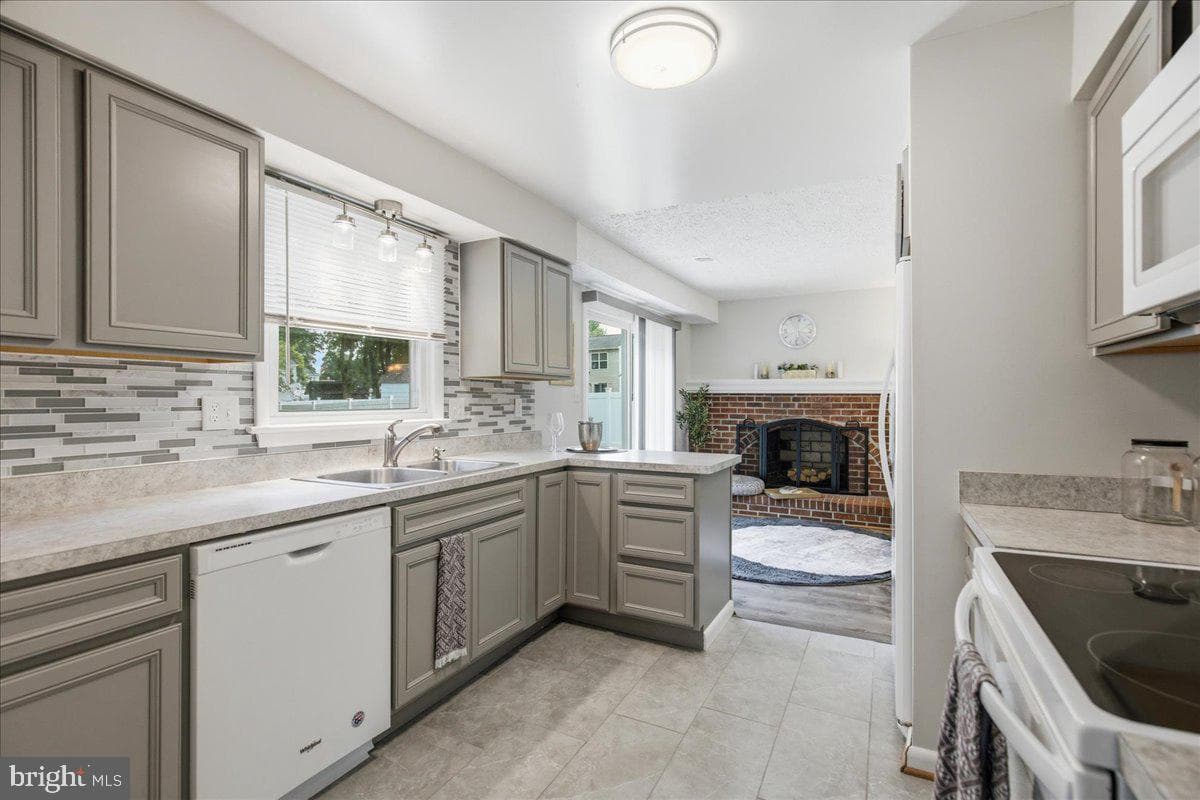10955 Beechwood Court photo 9