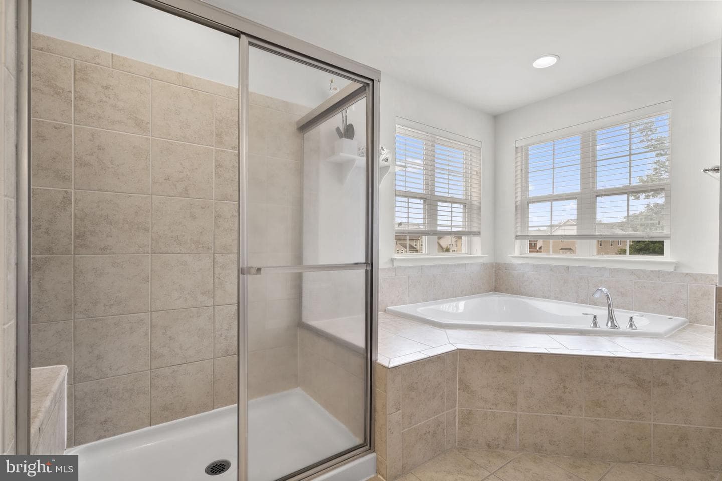 5161 Atlantis Lane photo 27