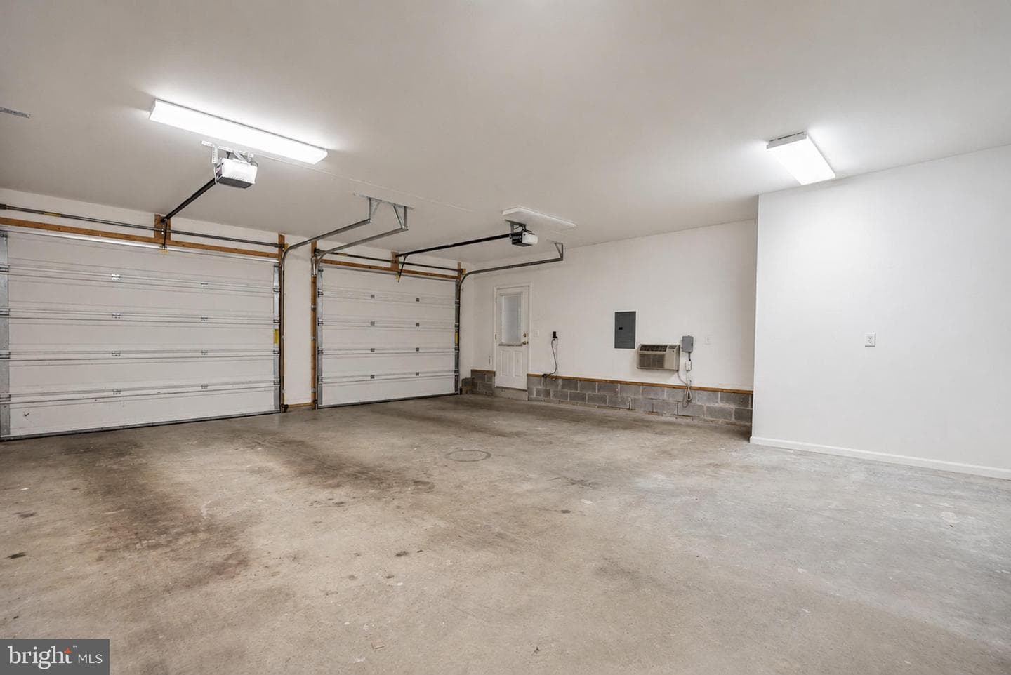 6380 Valley Road photo 48