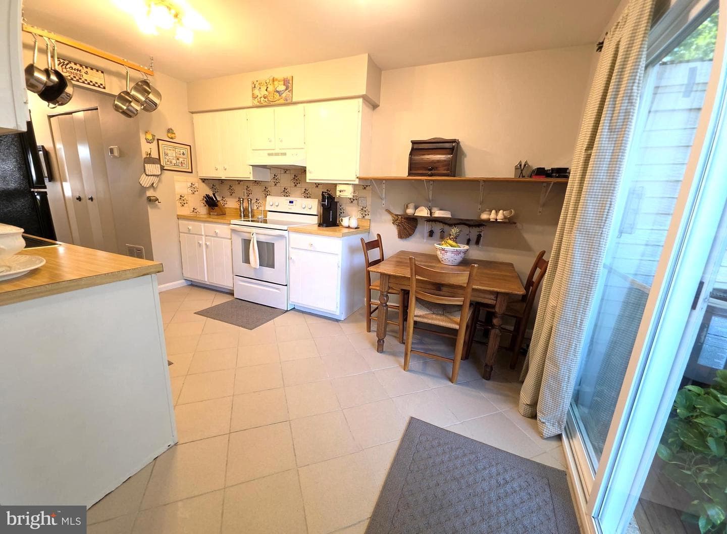 862 Holly Drive photo 30