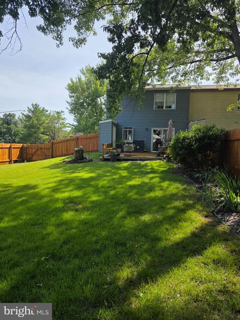 862 Holly Drive photo 4