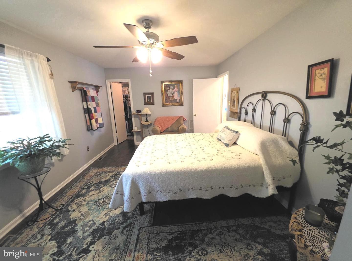 862 Holly Drive photo 9