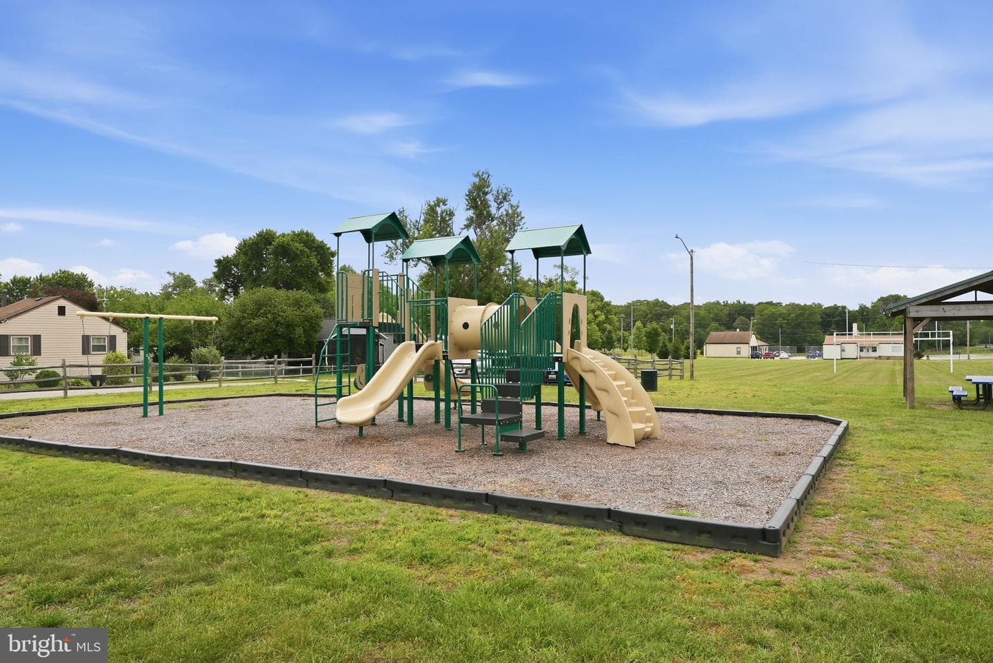 46 Circle Avenue photo 21
