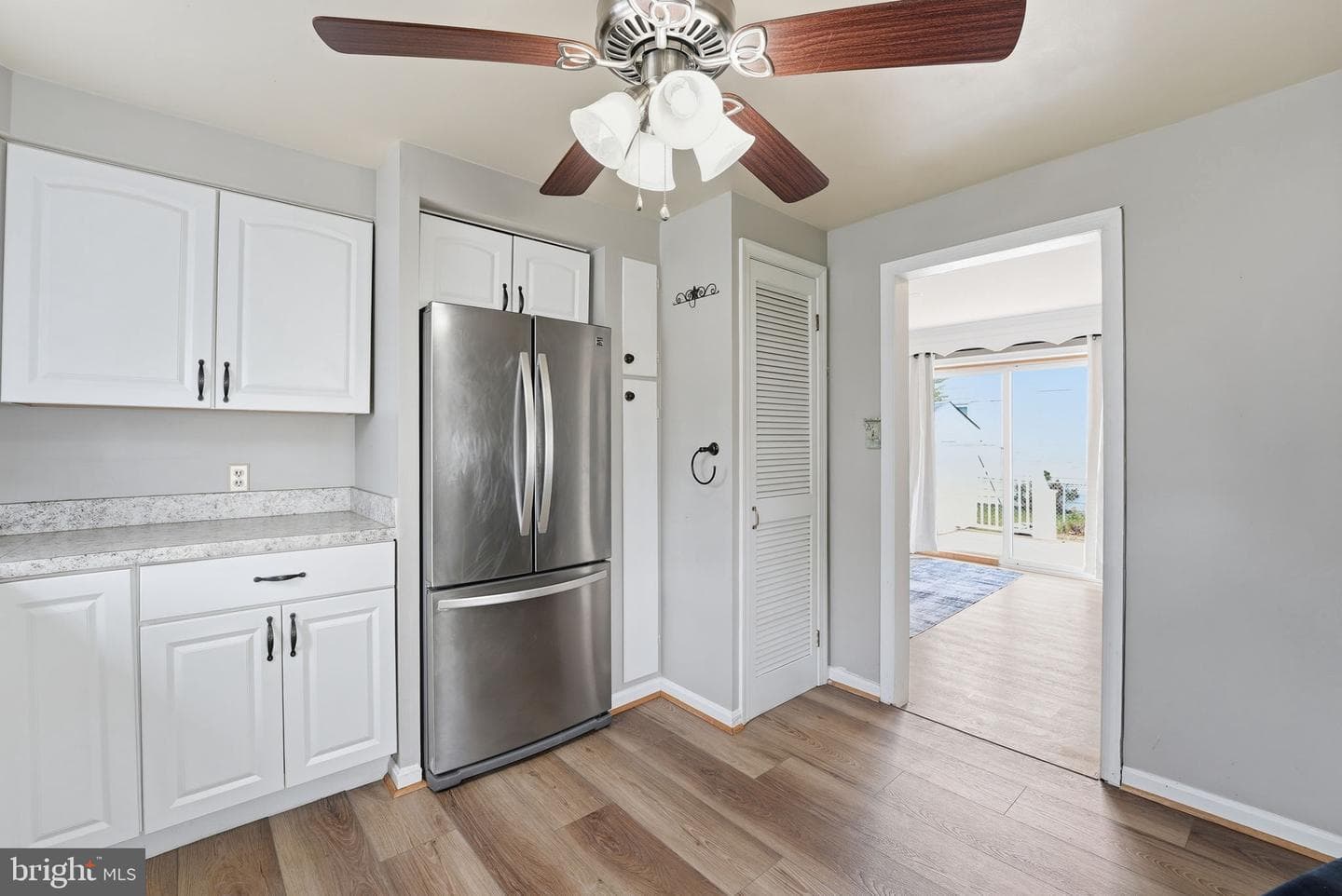 46 Circle Avenue photo 6