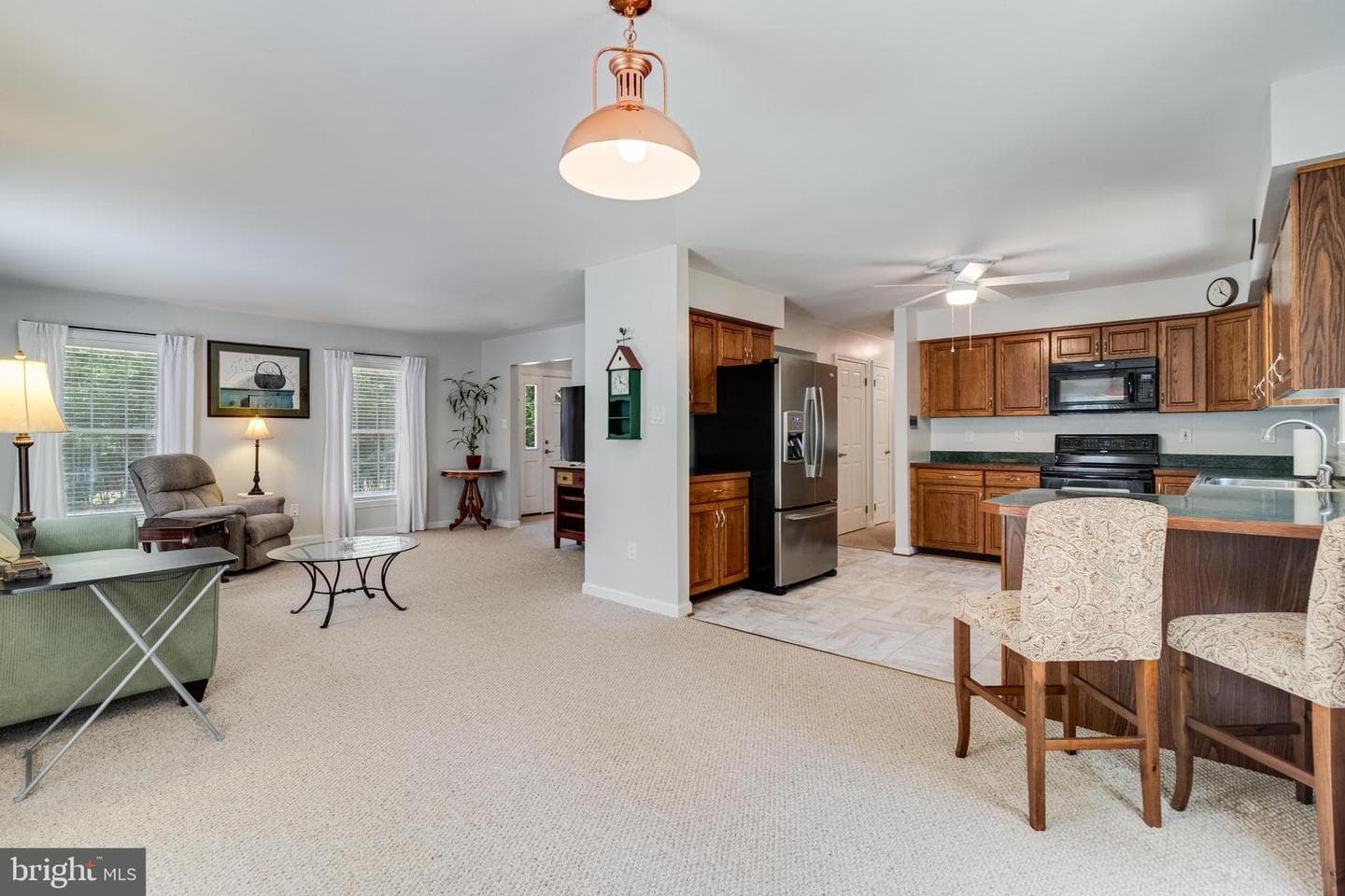 3160 Mazewood Place photo 5