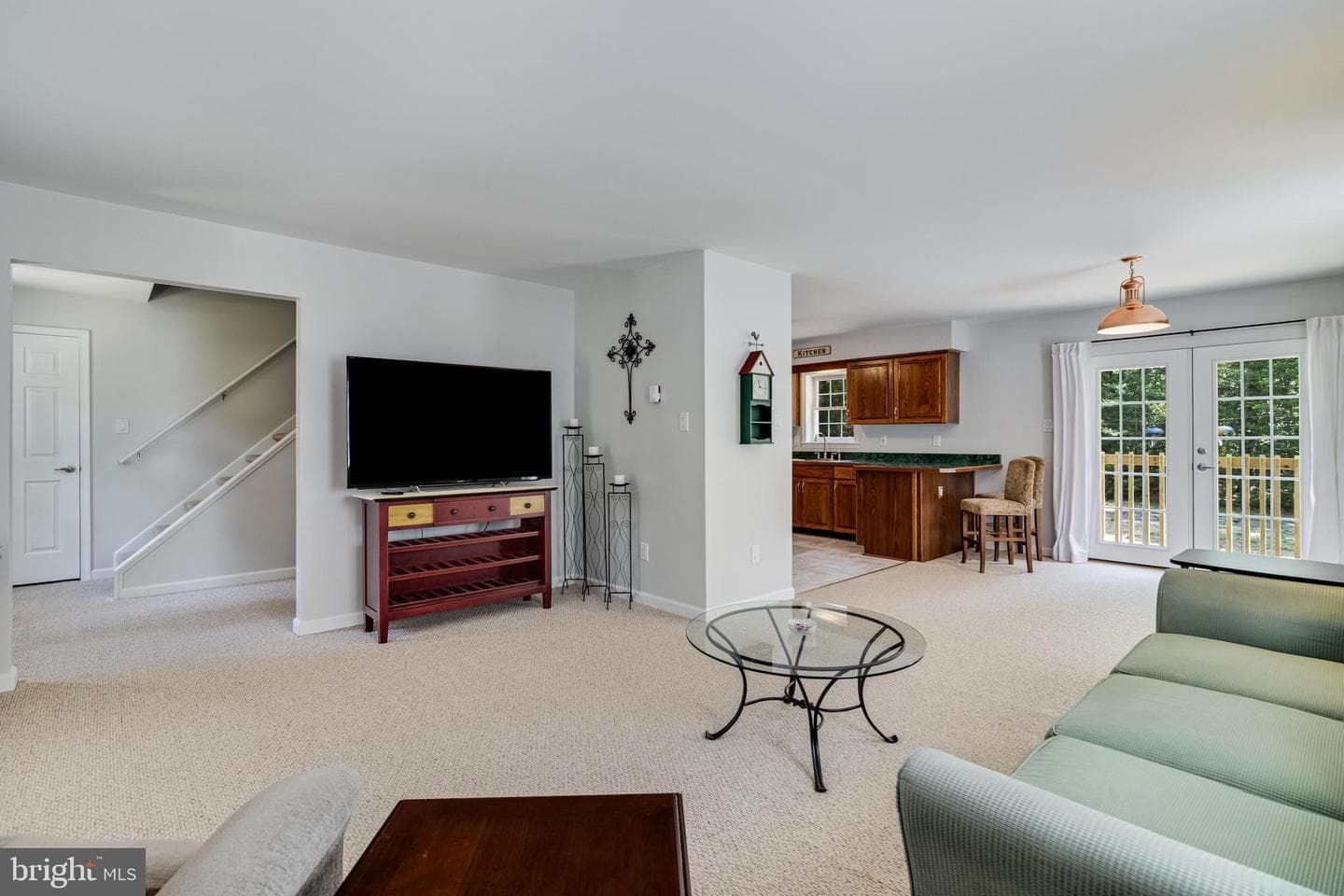 3160 Mazewood Place photo 7