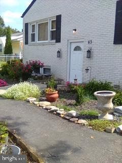 63 Circle Avenue