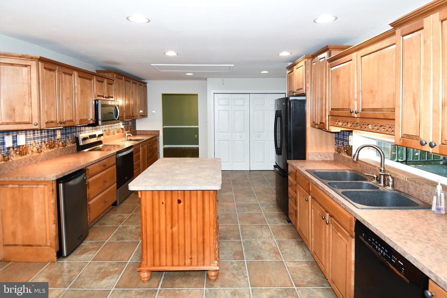 8870 Brook Drive photo 17