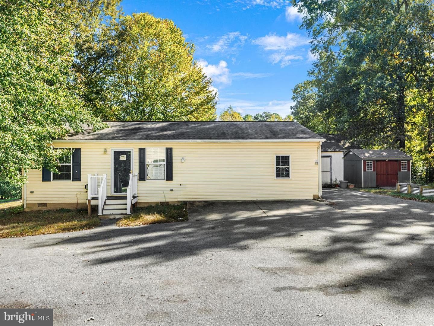 17259 Creekside Drive photo 4