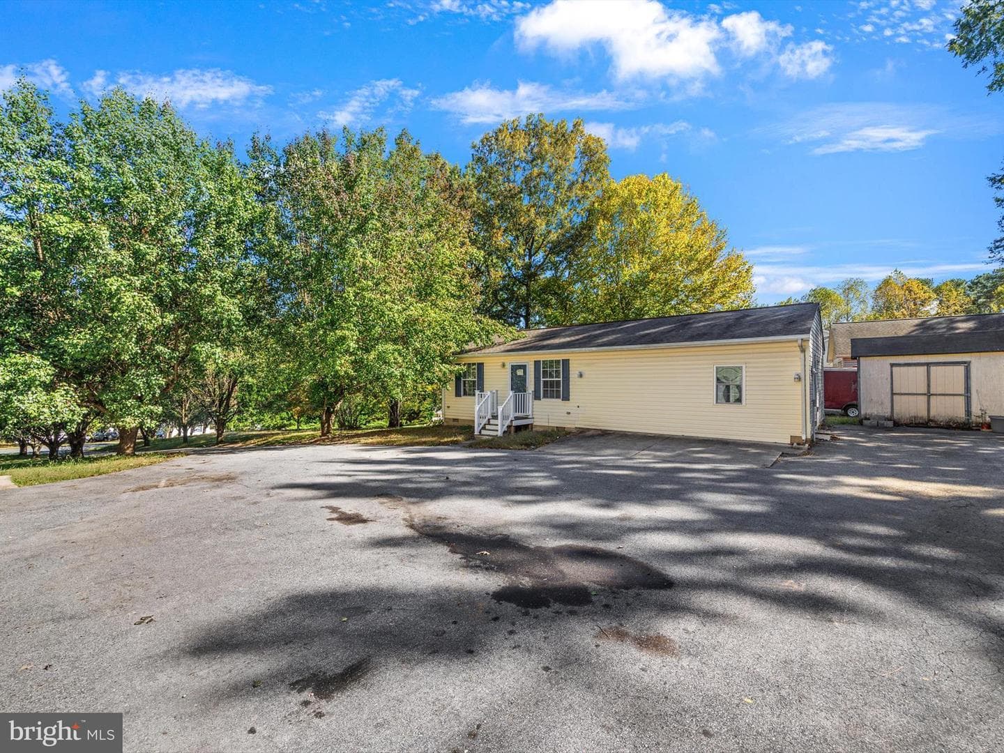17259 Creekside Drive photo 6