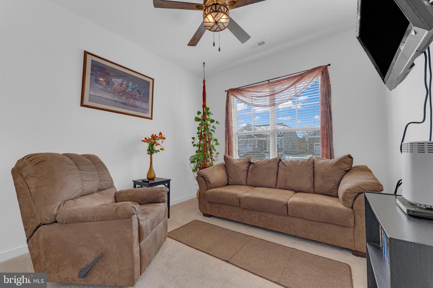 56 Camden Circle photo 13
