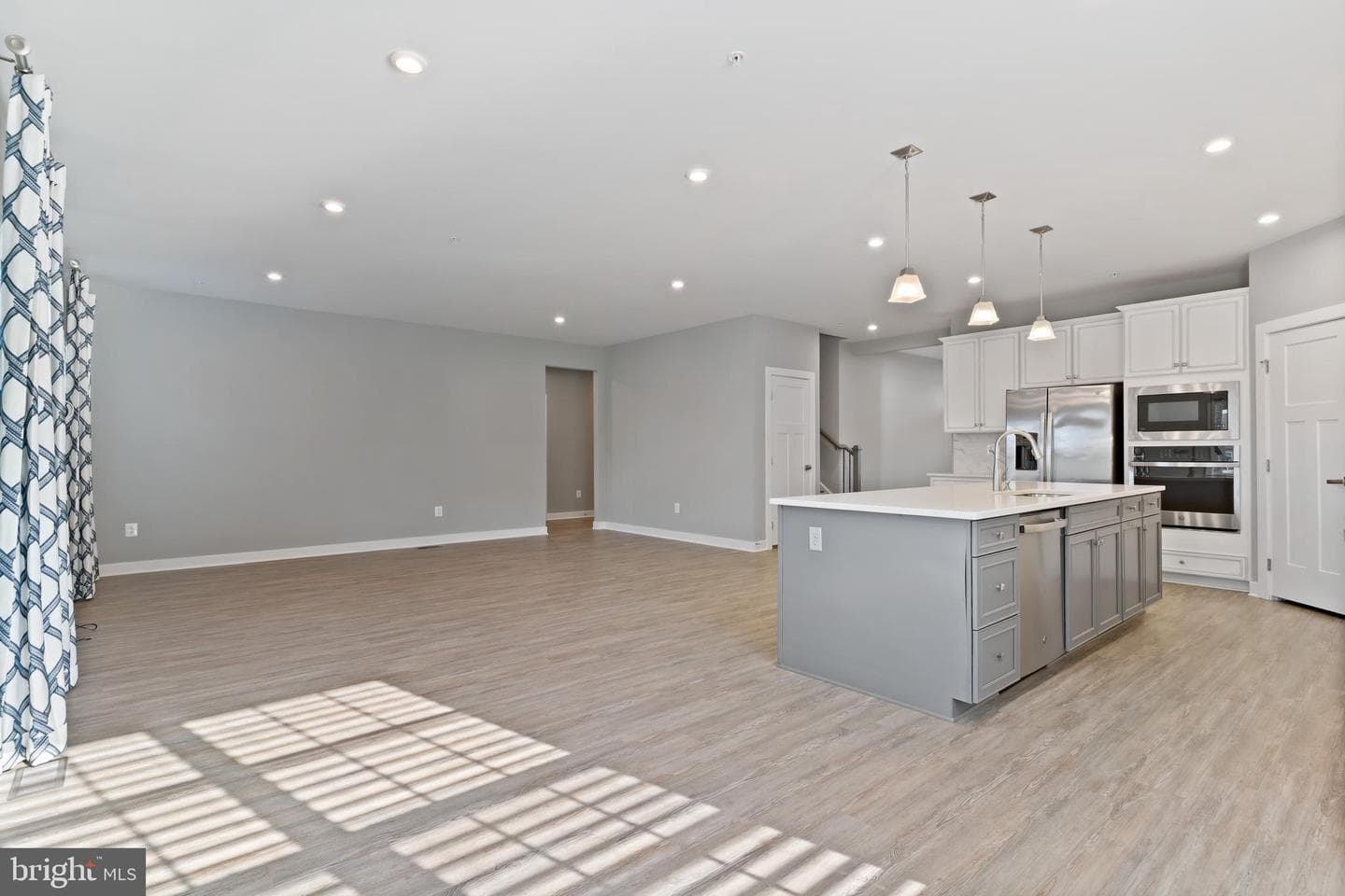 10602 Starfire Ln photo 14