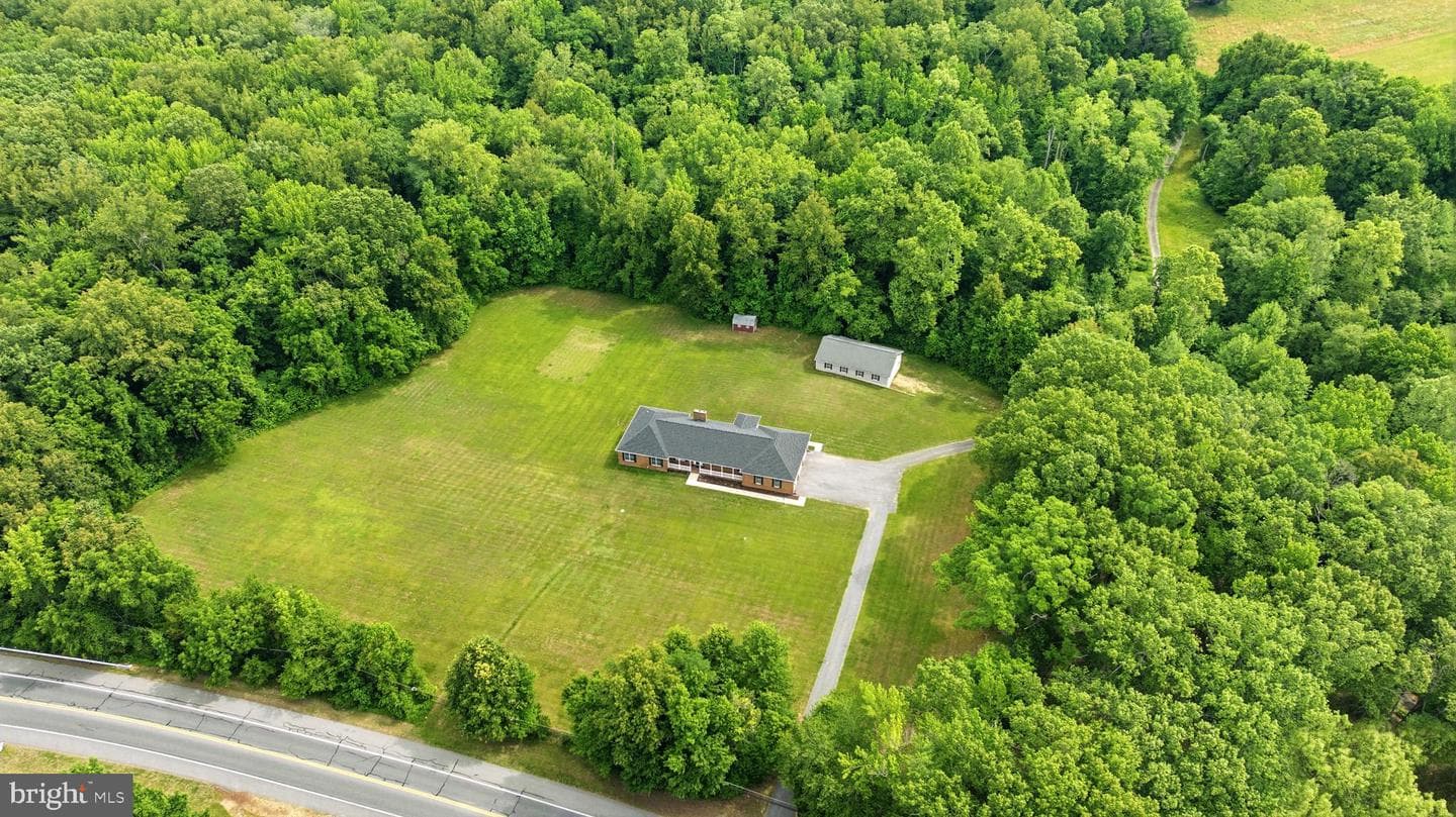 4570 Hawthorne Road photo 69