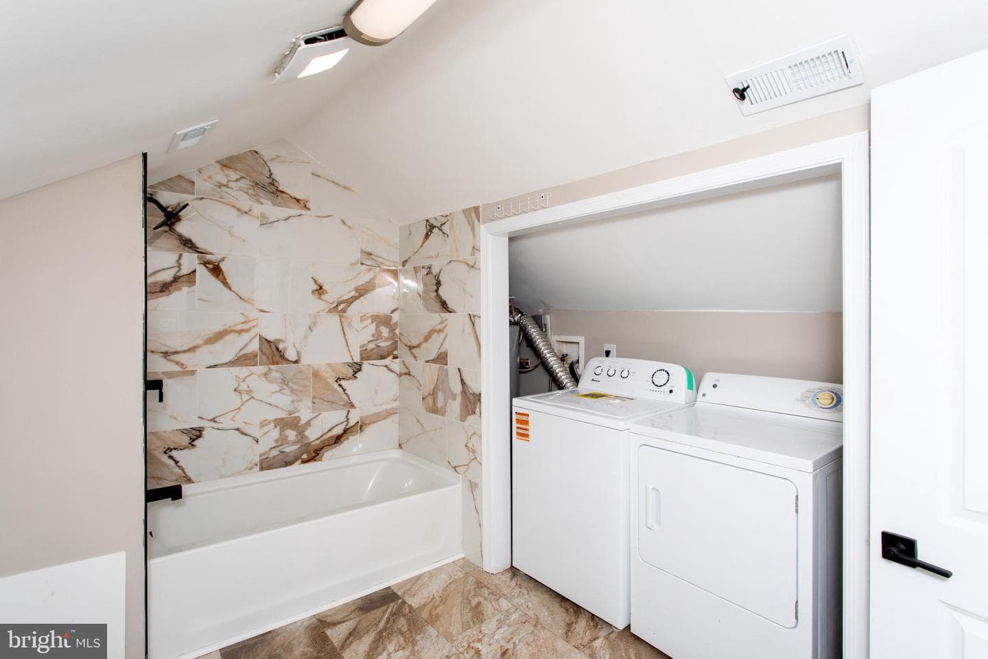 906 Washington Avenue photo 41