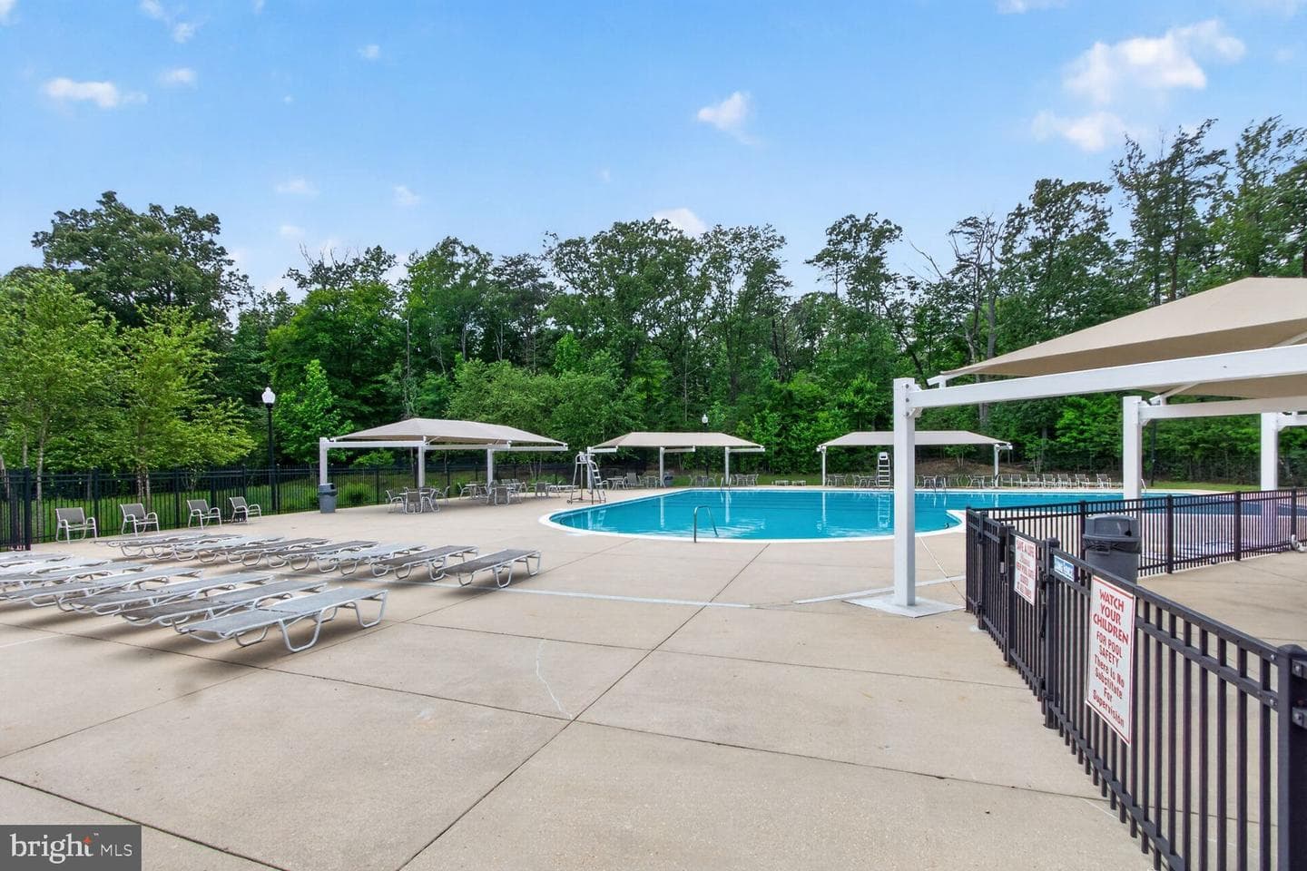 5451 Dundee Lane photo 39