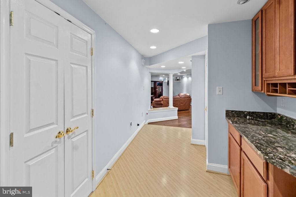 8085 Norwich Court photo 9
