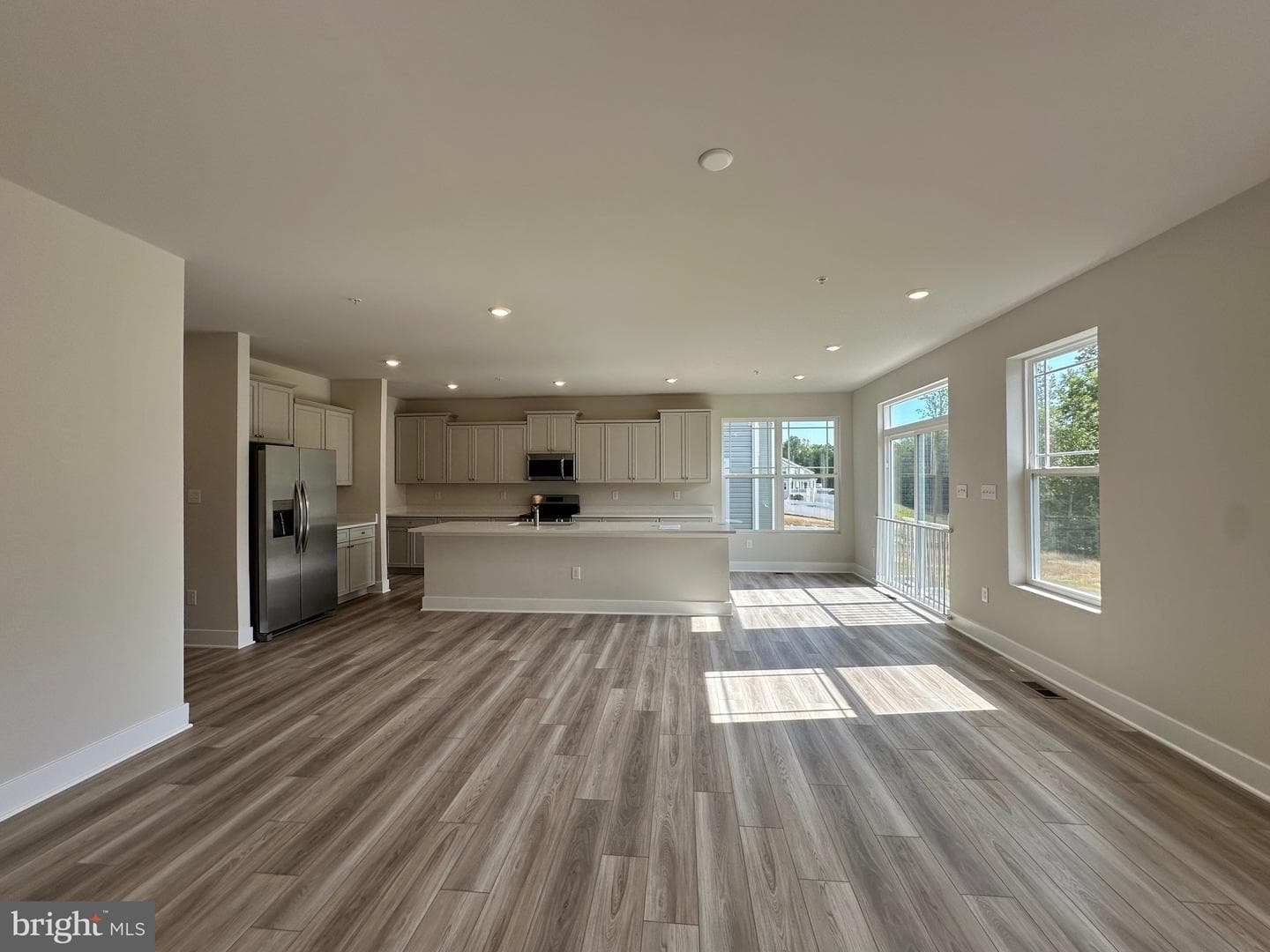 5340 Newport Circle photo 12