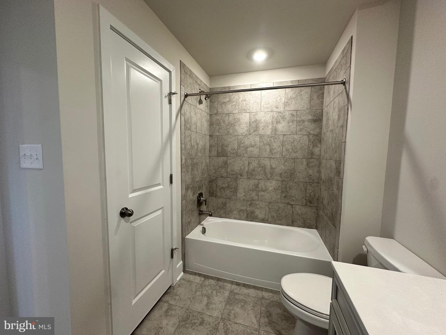 5340 Newport Circle photo 44