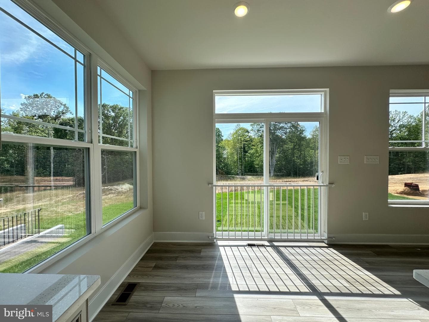 5340 Newport Circle photo 9
