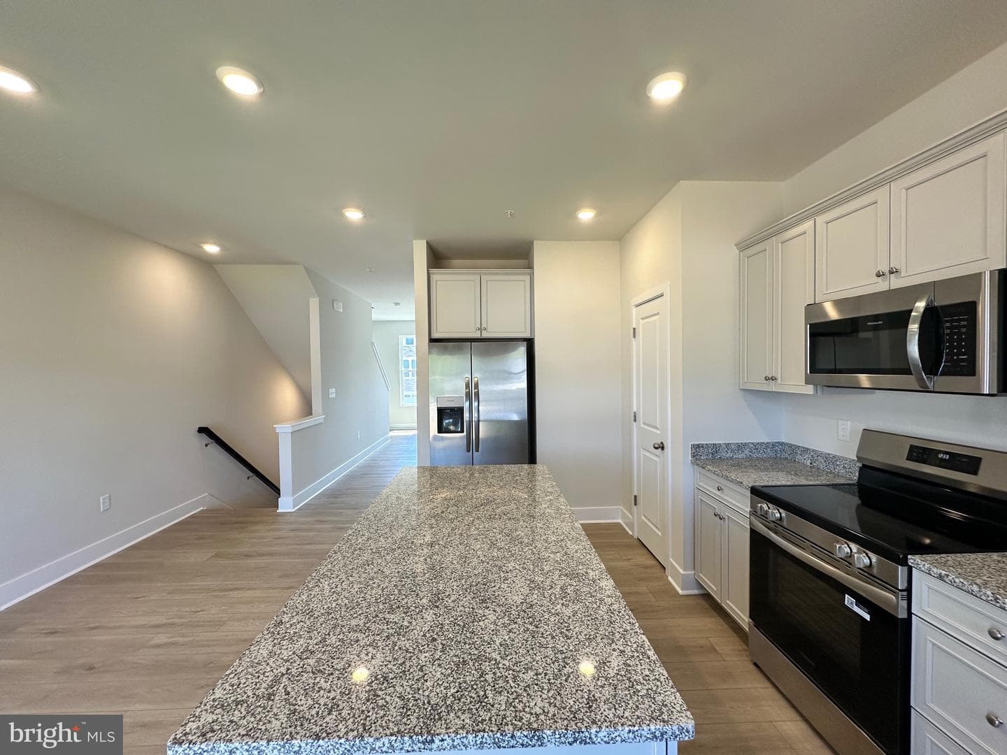 5513 Aberdeen Place photo 17