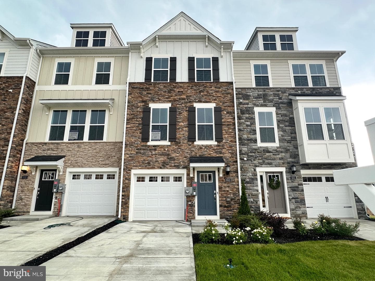 5513 Aberdeen Place, White Plains