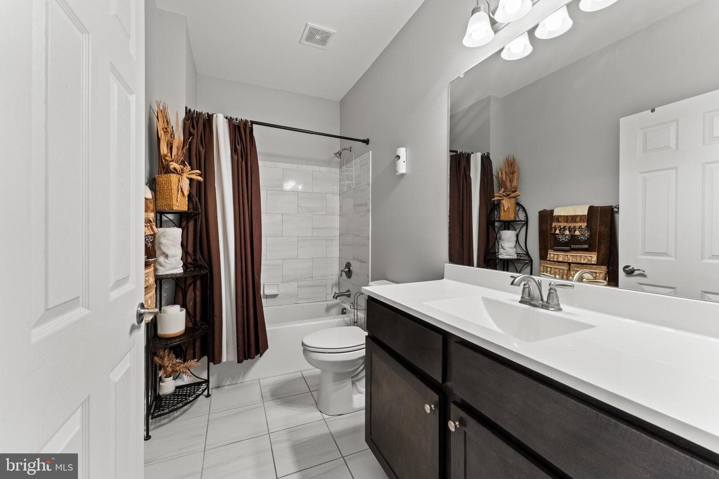 982 Rye Drive photo 33