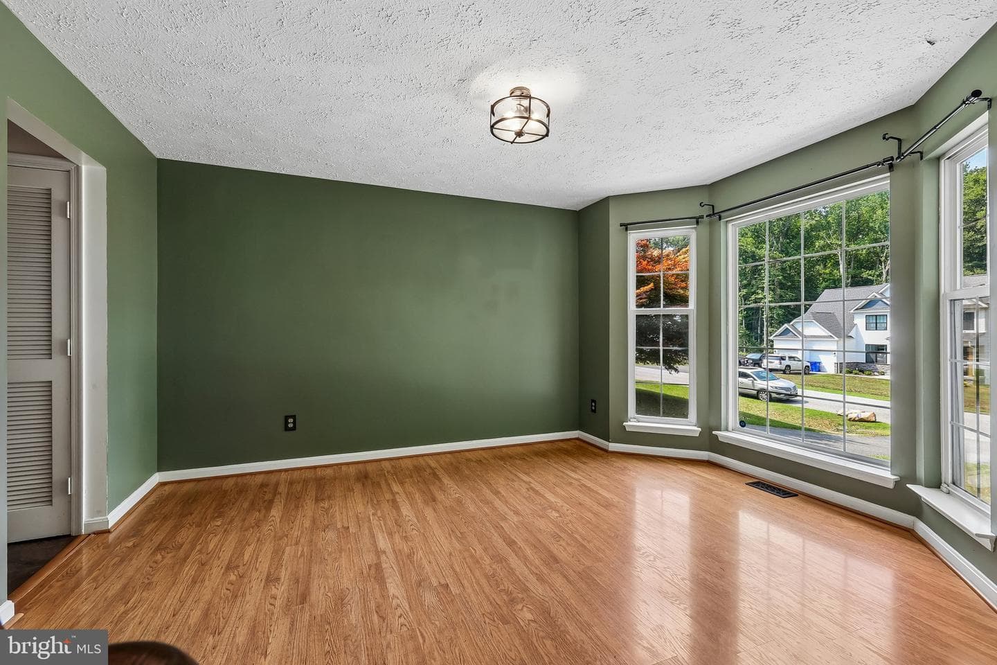 3435 Elsa Avenue photo 4
