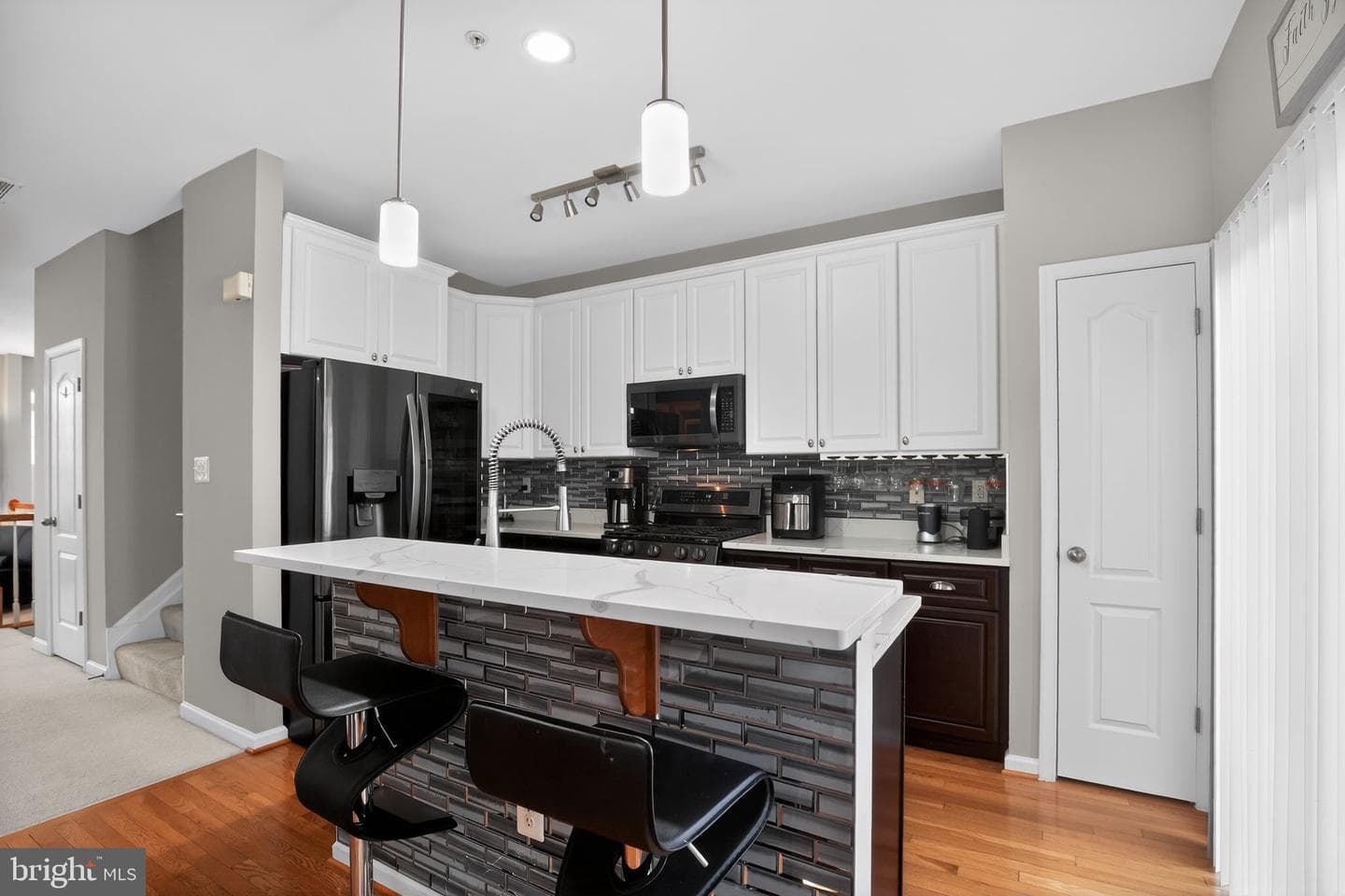 5061 Ottawa Park Place photo 10