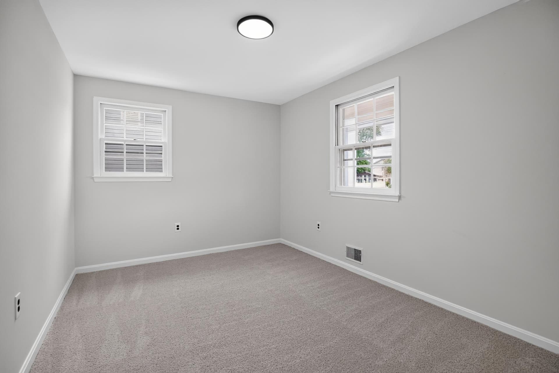 2260 Bridle Path Drive photo 11