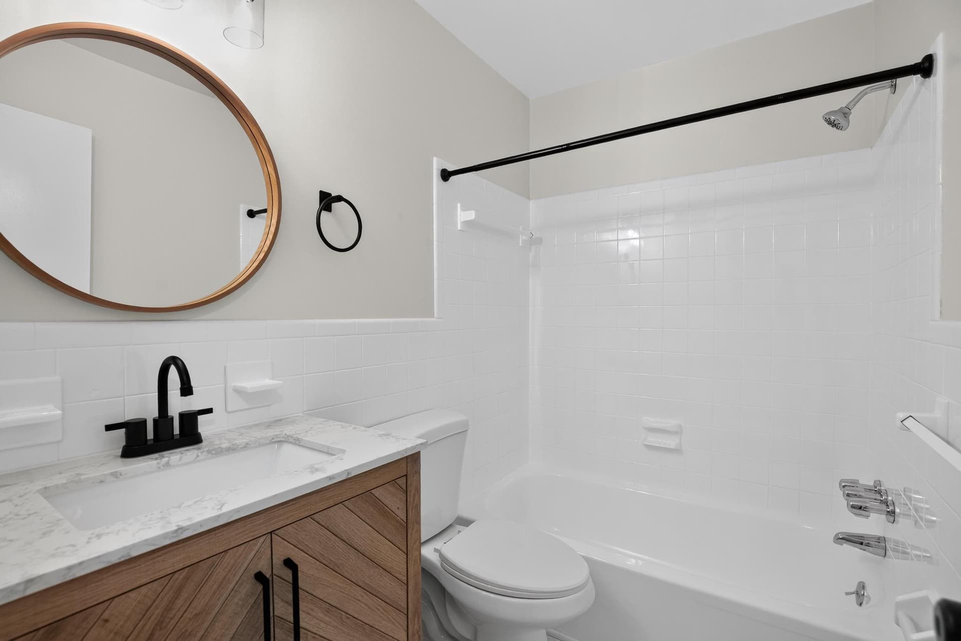 2260 Bridle Path Drive photo 14