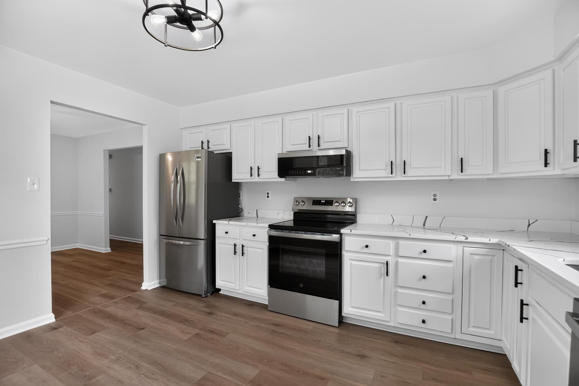 2260 Bridle Path Drive photo 2