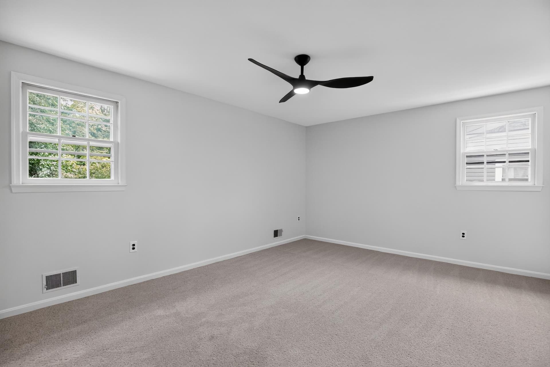 2260 Bridle Path Drive photo 9