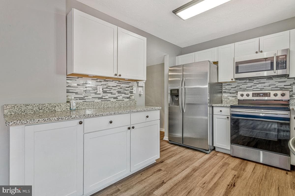 6050 Sirenia Place photo 11