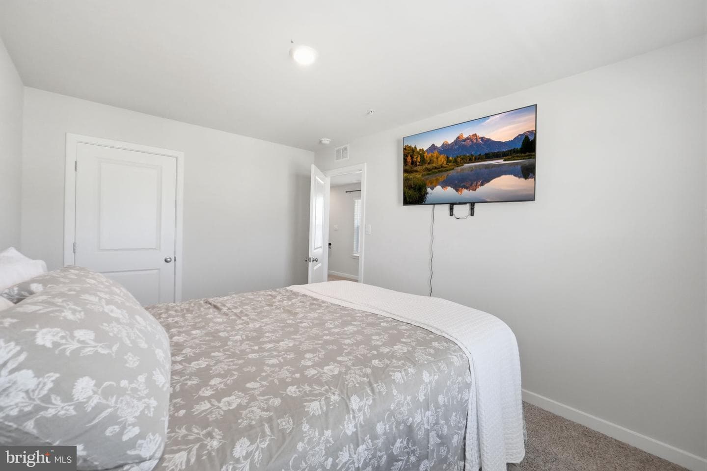 156 Wood Walk Avenue photo 22